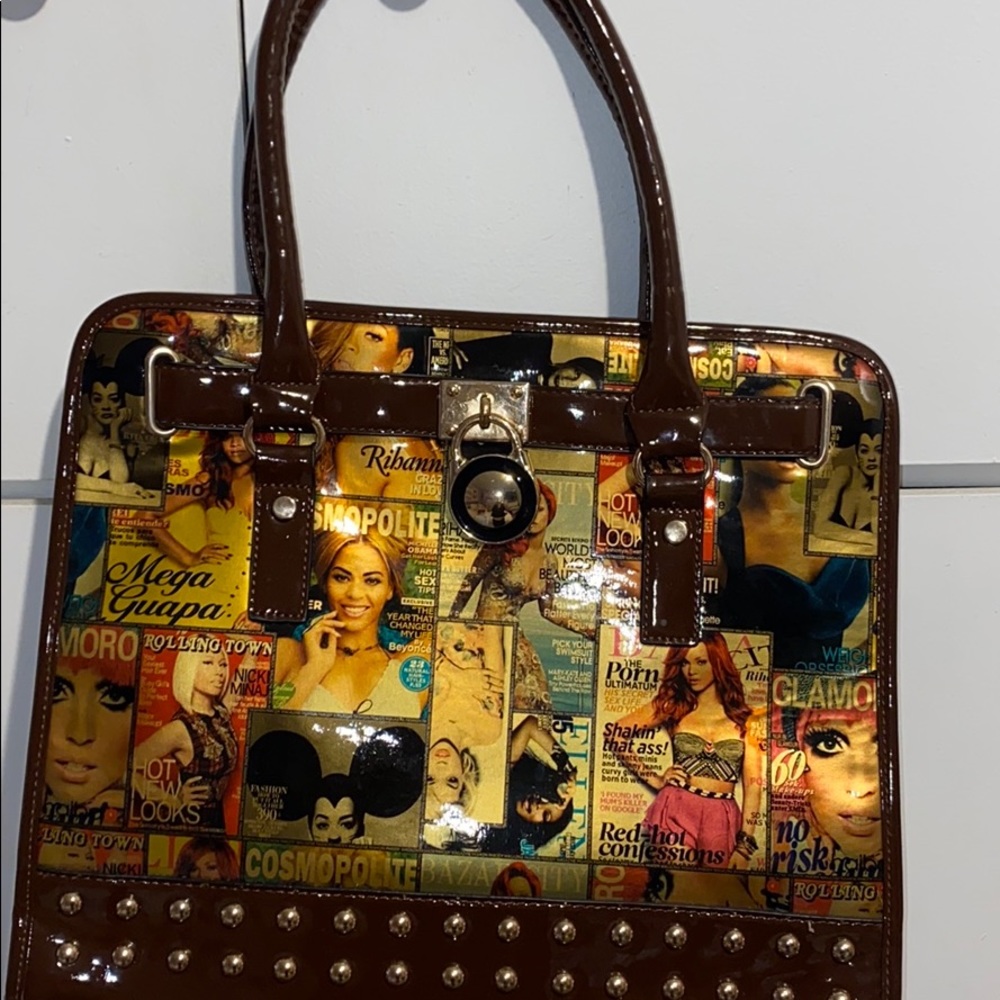 Magazine cover with celebrities bag